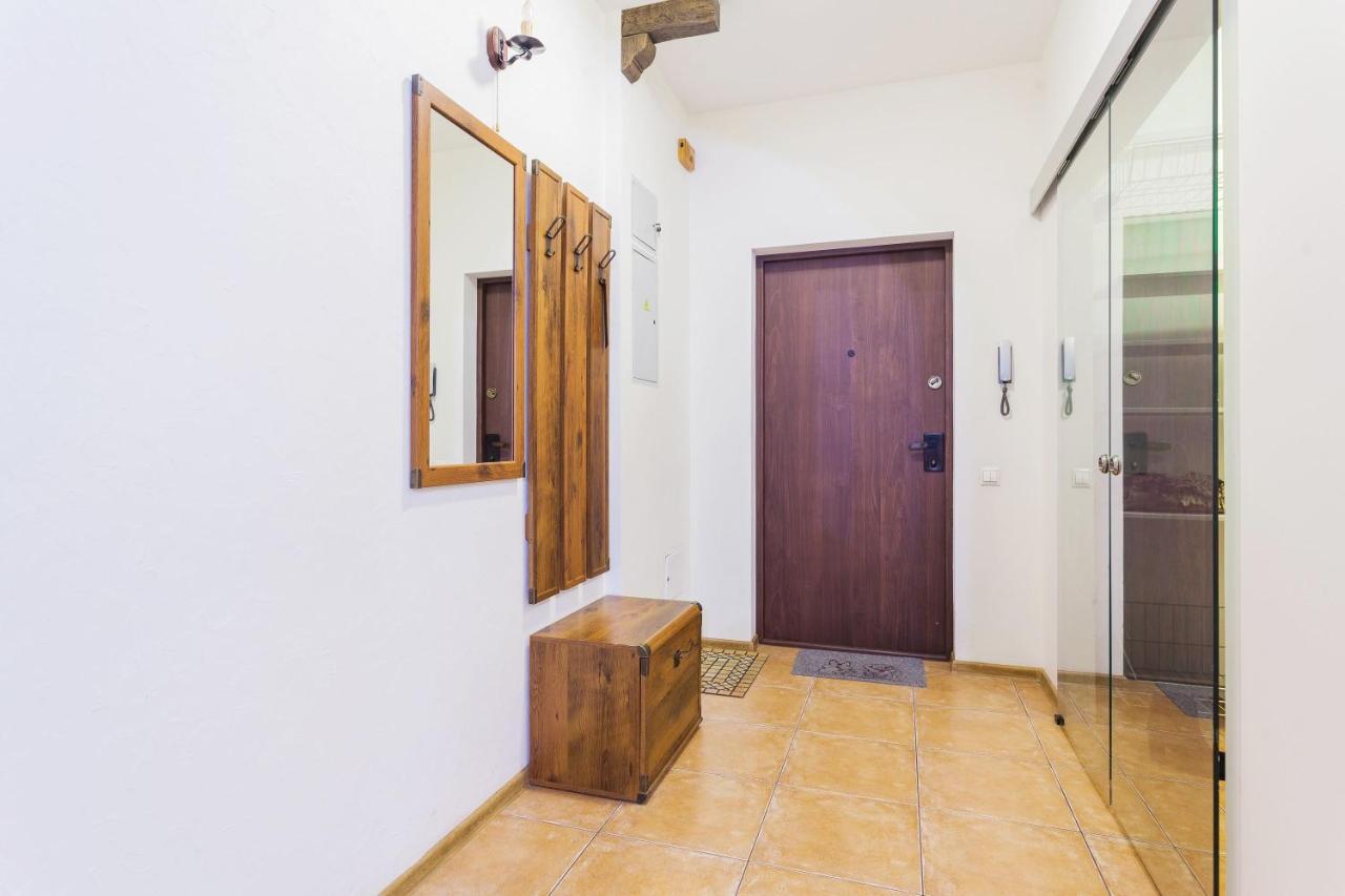 Navit Apartments With Breakfast, Near The Railway Station, The City Center, The Park Kiev Ngoại thất bức ảnh